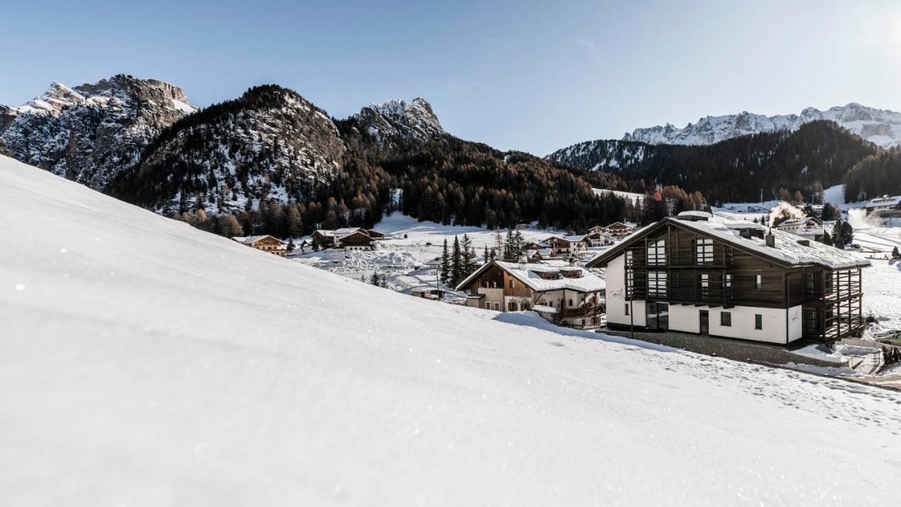 Cadepunt The Dolomites Lodge Selva di Val Gardena Exterior photo
