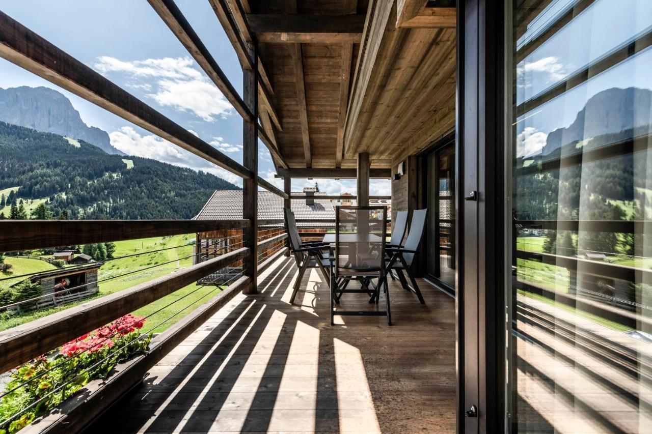 Cadepunt The Dolomites Lodge Selva di Val Gardena Exterior photo